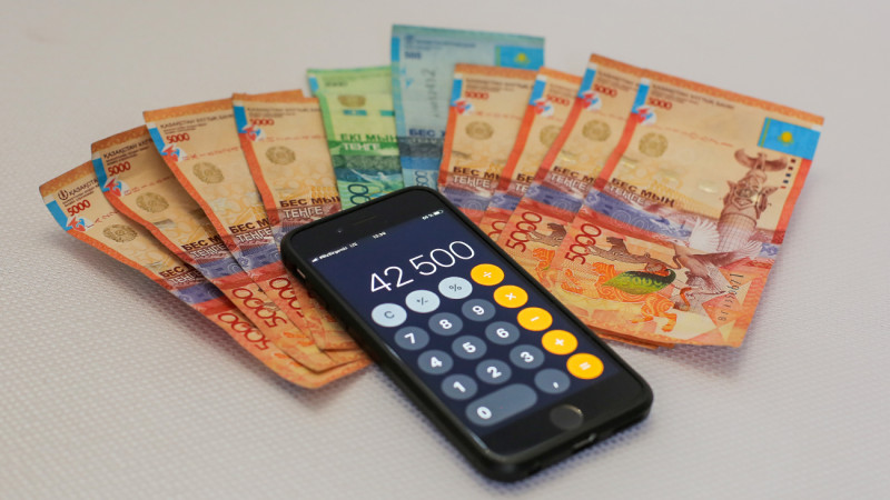 «42 500 teńge» qatysty alypqashpa aqparattarǵa senbeńizder. Resmi aqparatty baqylańyz