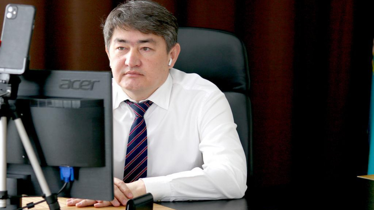 Aibatyr Jumaǵulov: "Bizdiń úide bir-aq kólik bar"
