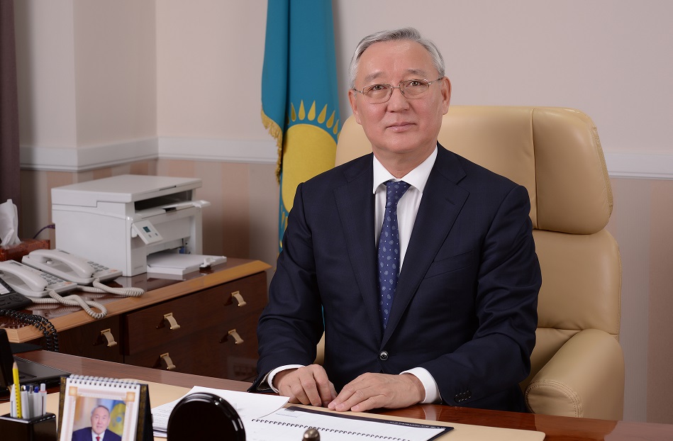 Bilim salasynda qordalanǵan másele kóp. Ony sheshý joldary da bar