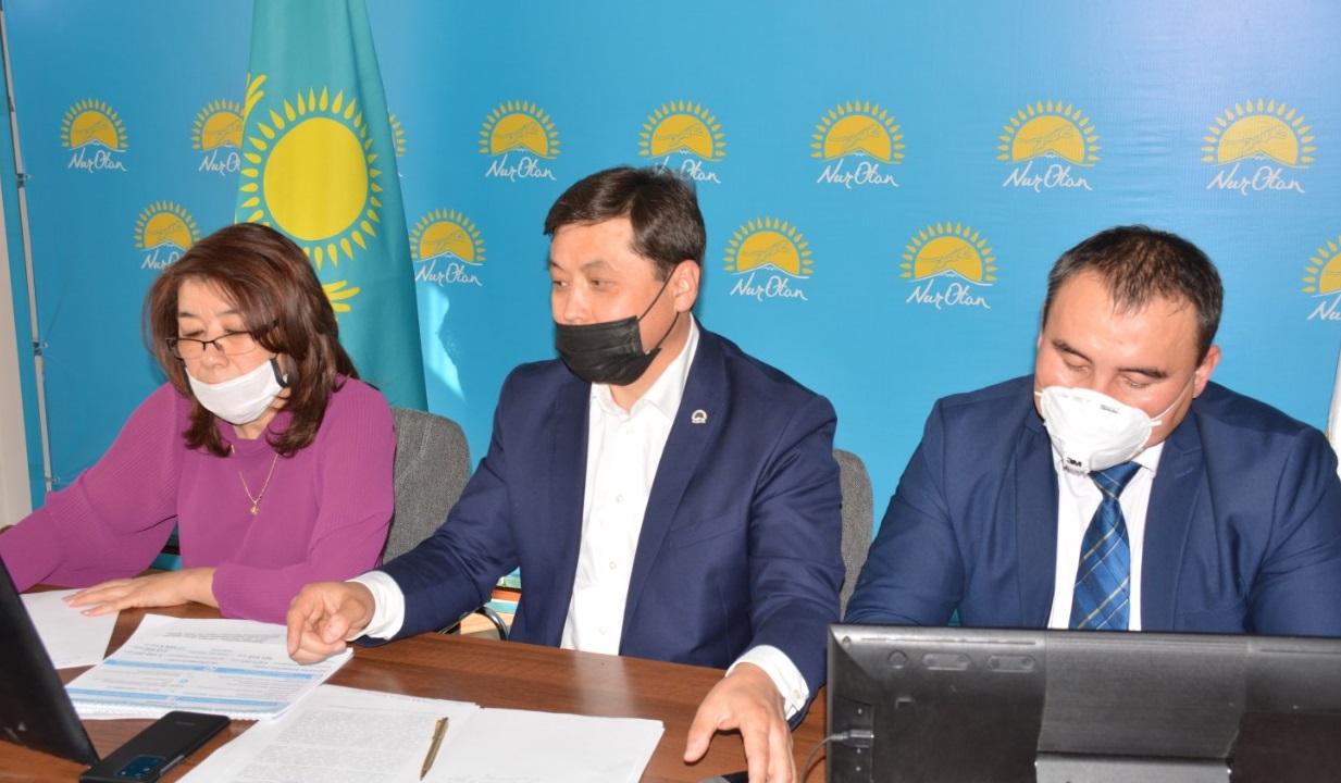 «Nur Otan» پارتيياسىنىڭ تٷركٸستان وبلىستىق فيليالى 8236 وتباسىعا ازىق-تٷلٸك جەتكٸزگەن