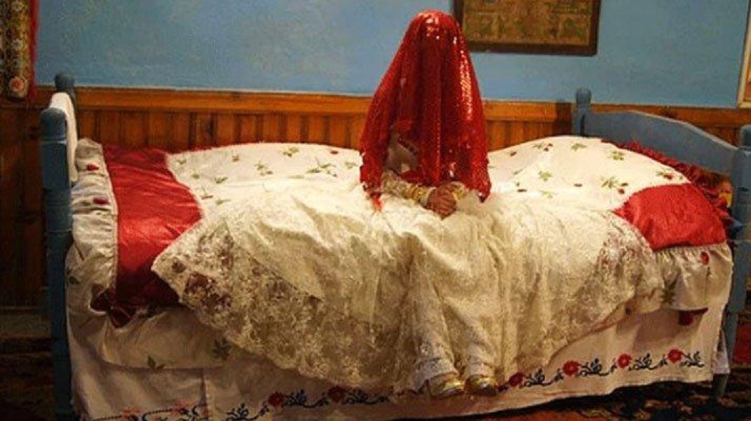 Túrkiiada sońǵy 15 jylda kámelet jasqa tolmaǵan 542 821 qyzdyń nekesi qiylǵan