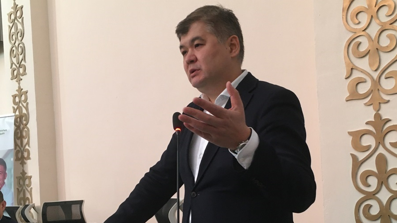 "Basqa jol joq". Birtanov dárigerlerge úndeý joldady