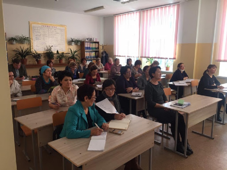 Аттестациядан өткен мұғалімге 50 пайызға дейін үстемақы төленеді