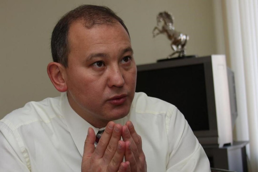سەمەيدە مۇحتار جەكٸشەۆتٸڭ سوتى ٶتۋدە