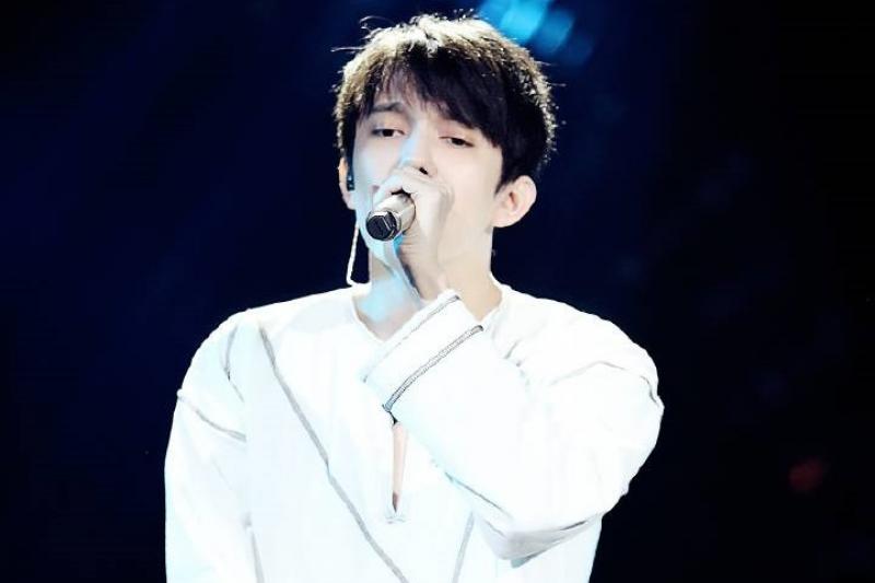 Dimash 2020 jyldyń eń kórikti jigiti ataǵyn alýǵa qatysýda