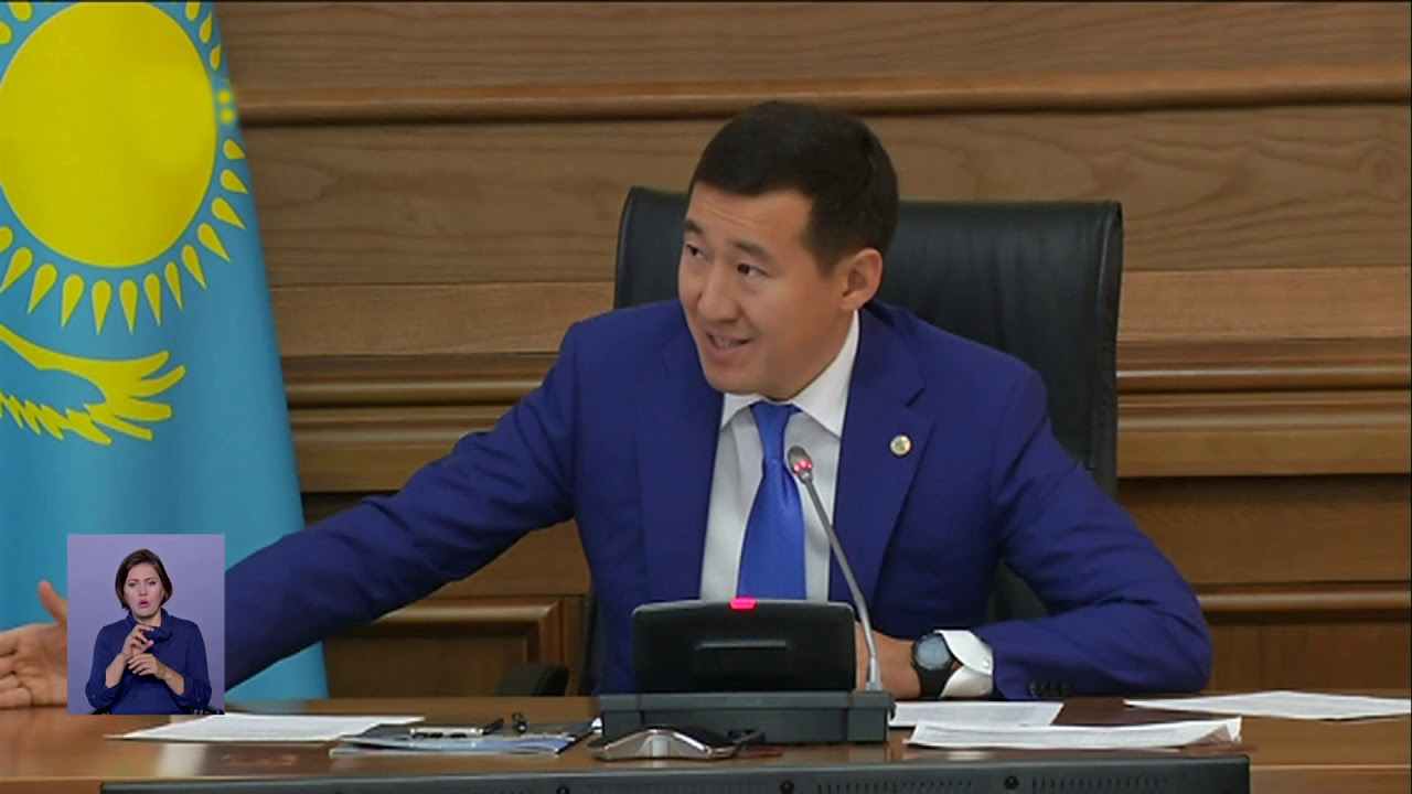 ۆيتسە-مينيستر: "ەلەۋمەتتٸك جەردەماقىنىڭ ورنىنا ازىق-تٷلٸك بەرەيٸك"