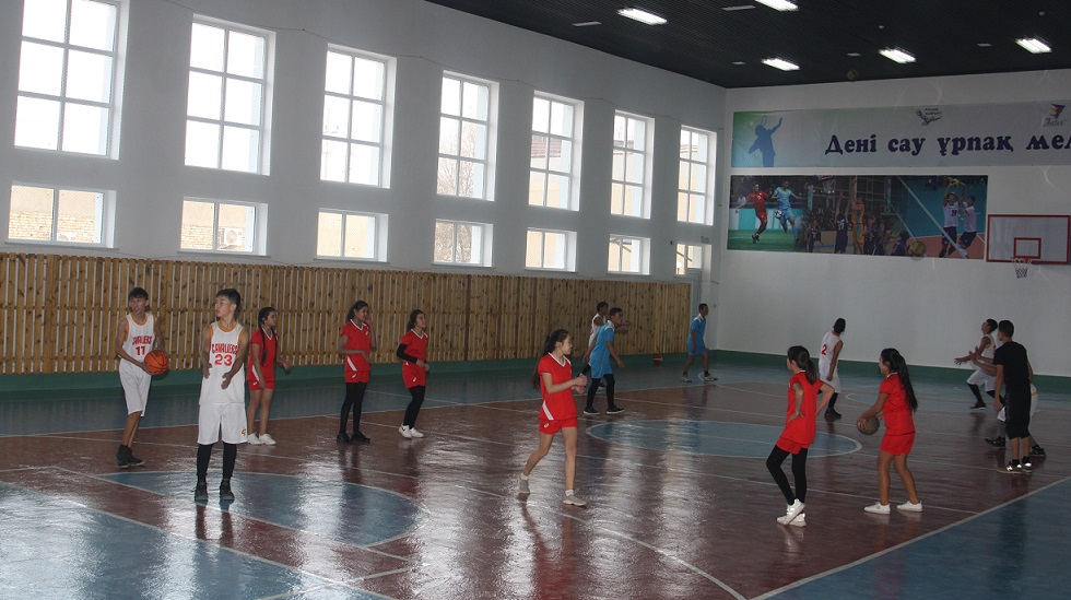 Arysta Tuńǵysh Prezident kúnine orai sporttyq-saýyqtyrý kesheni ashyldy