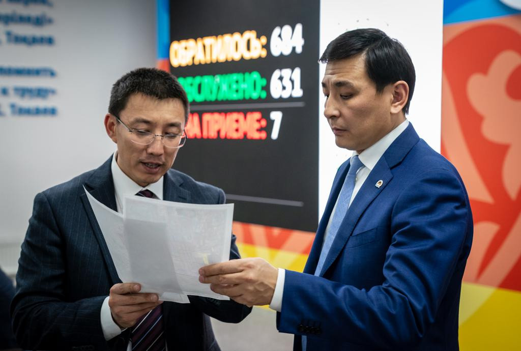 Елорда әкімі 4 айдың ішінде 600-ге жуық адам қабылдады