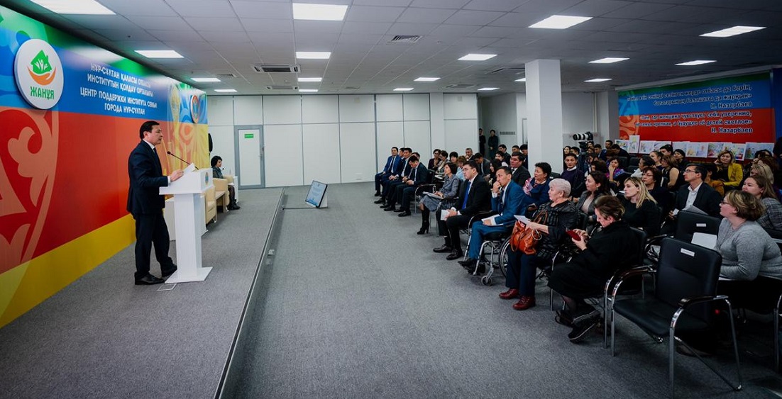 Алтай Көлгінов мүмкіндігі шектеулі жандар үшін «қолайлы болуы тиіс» екенін айтты