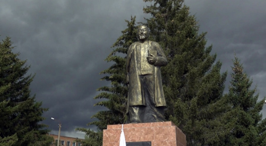 Шығыс Қазақстанның Самар ауылында Абай ескерткіші ашылды