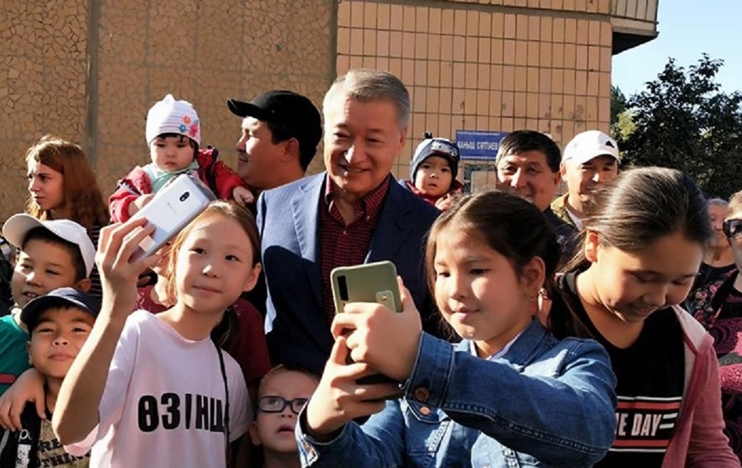 Даниал Ахметов: "Көпбалалы отбасыға көпбөлмелі үй береміз"