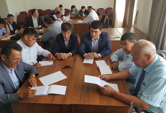 Nur Otan – Turkistan: بٸلٸكتٸلٸكتٸ ارتتىرۋ سەمينارى ٶتۋدە