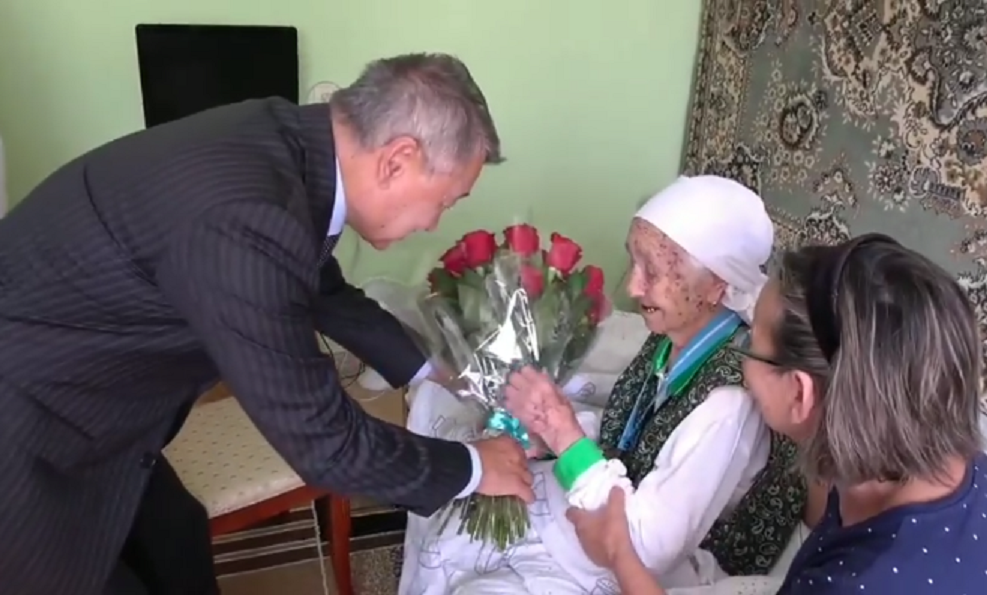Danial Ahmetov kópbalaly keiýanany mereitoiymen quttyqtady (video)