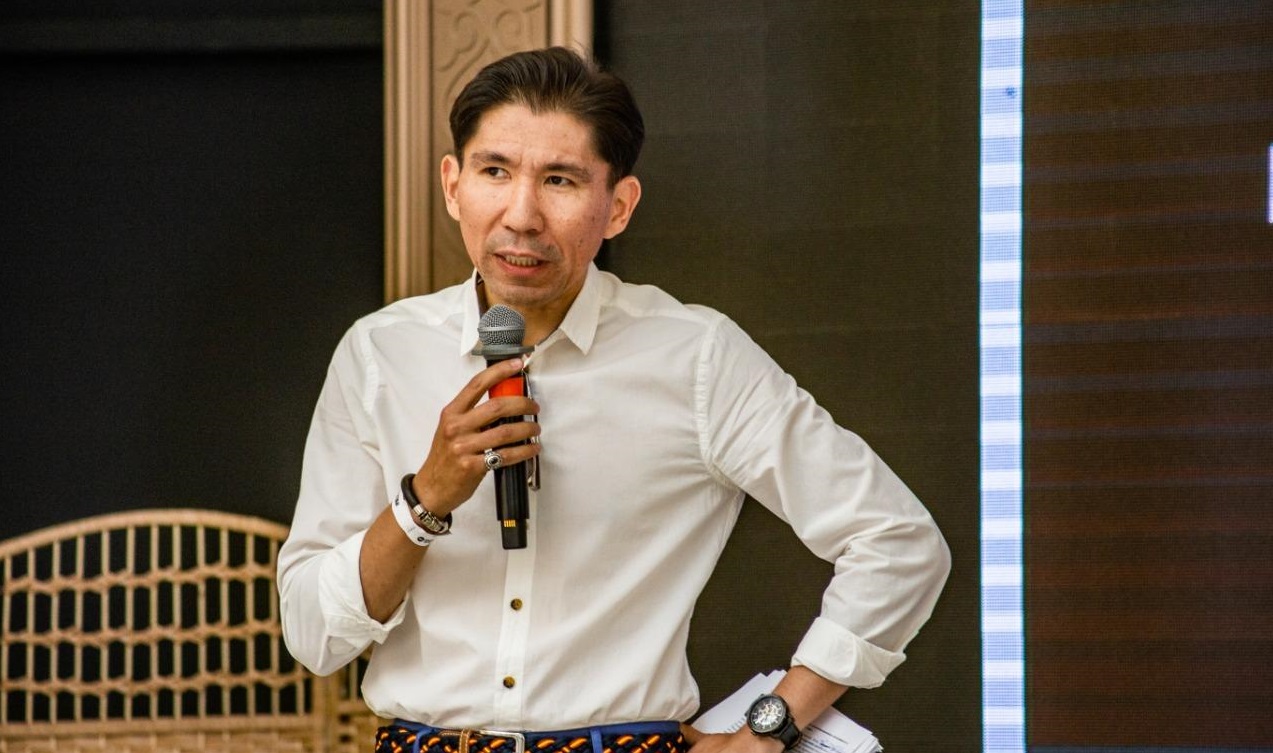 Sátpaev: "Jákishevke bostandyq bermese bilik ońbai ókinedi"