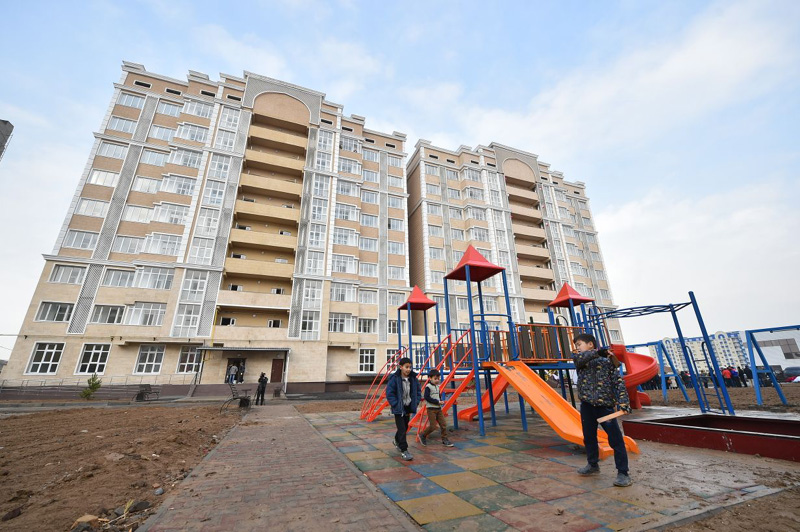 Túrkistan oblysynda 400 myń sharshy metr turǵyn úi tapsyryldy