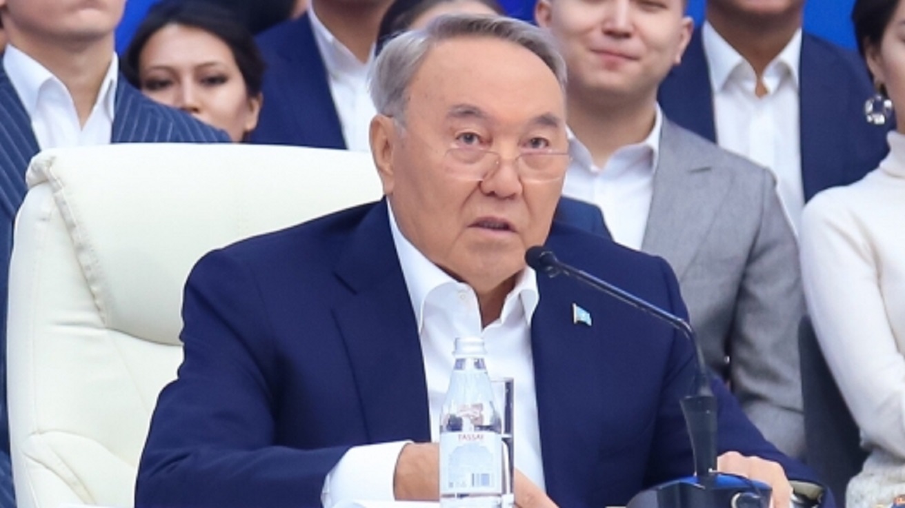 Nazarbaev: "Qudaiǵa shúkir, álemniń eń damyǵan 50 eliniń qataryna kirdik"