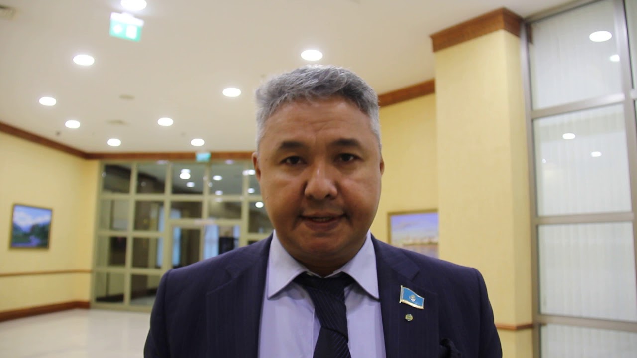Qazaqstandy "Qazaq respýblikasy" dep ataý kerek