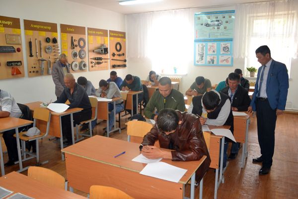 تٷركٸستان وبلىسىندا كەسٸپتٸك وقىتۋ ٸسٸ 52 بٸلٸم بەرۋ مەكەمەسٸندە ۇيىمداستىرىلعان