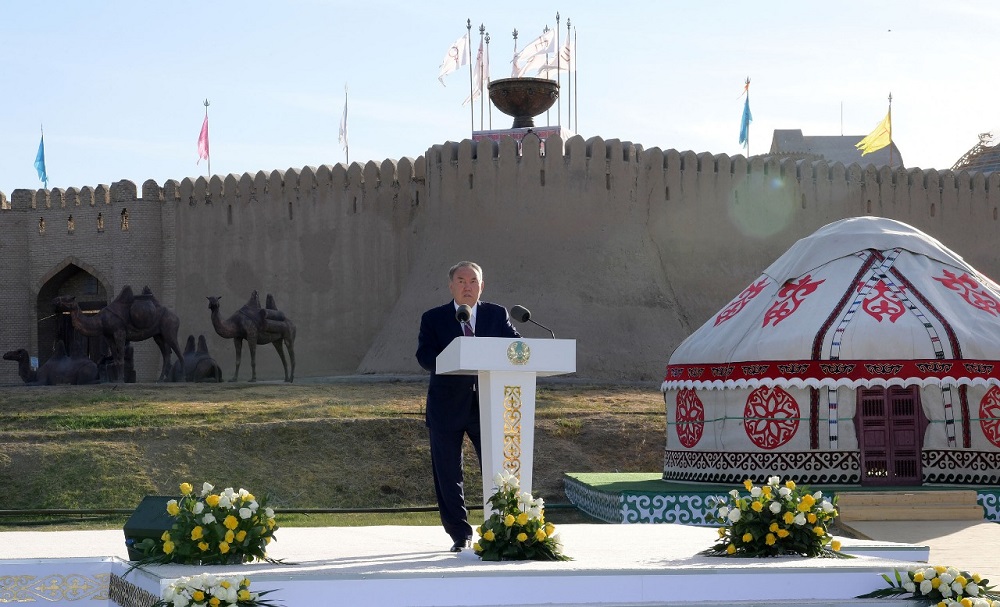 Төрт қақпалы Түркістан