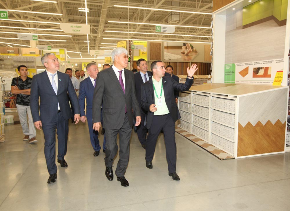 Frantsiianyń áigili saýda úii Almaty oblysynda ashyldy