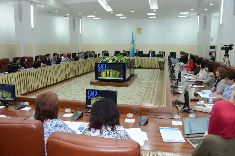 تەۋەلسٸز قازاقستاننىڭ شىعىس شەتەلدەرٸندەگٸ بەينەسٸ