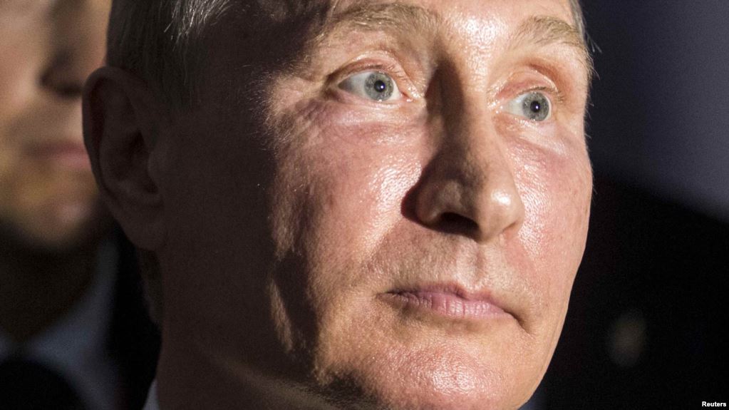 Путин адам емес