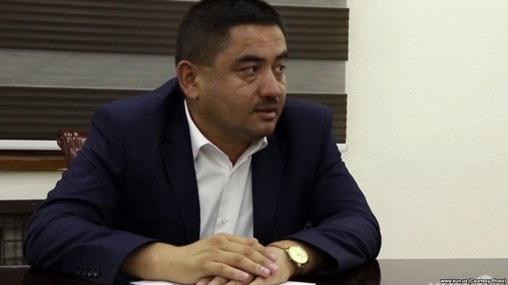 Ustazdardy «mal», «eshek» dep balaǵattaǵan basshyǵa 650 dollar aiyppul salyndy