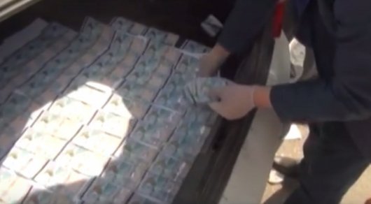 Shendi 100 million teńge paranyń sońǵy 25 millionyn alyp jatqanda ustaldy (video)