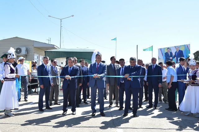 ОҚО-да "Ташкент - Термез» бағытындағы автомобиль жолы мен өткізу бекеті ашылды