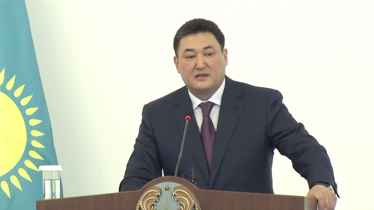 Baqaýov myrza, Kerekýdi kimge berip qoidyńyz?