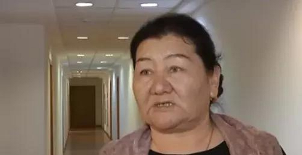 Шекарада 50 мың долларынан айырылған жесір анаға қатысты сот шешімі бүгін шығады (видео)