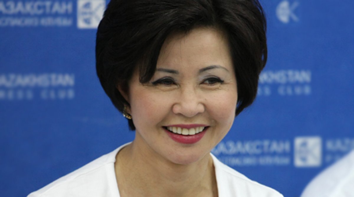 Roza Rymbaeva: «60 jasymda menen sensatsiia kútpeńder!»