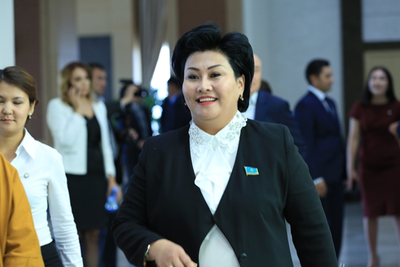 نازارباەۆتى "سٷيەتٸن" دەپۋتات: "كٶشەلەردە تاستاندى بالالارعا ارنالعان قوراپ ورناتايىق"