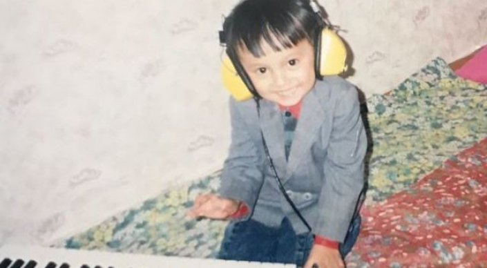 Balalyq shaqqa saiahat: Dimash Qudaibergenov