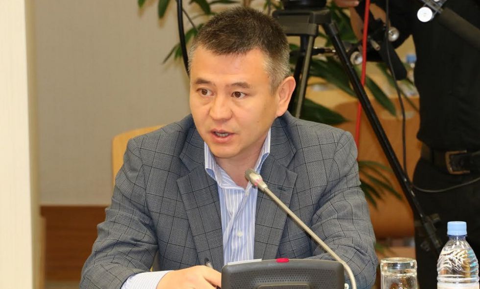 Jer komissiiasynyń otyrysyna ketetin shyǵyndy Dosaev óz qaltasynan tólesin