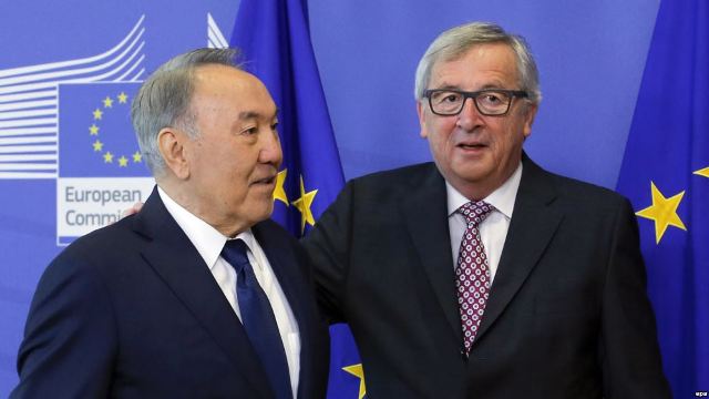 EO Nazarbaevty adam quqyqtaryn saqtaýǵa shaqyrdy