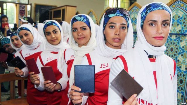 "پارلامەنت ەيەلدەر وتىراتىن ورىن ەمەس!"