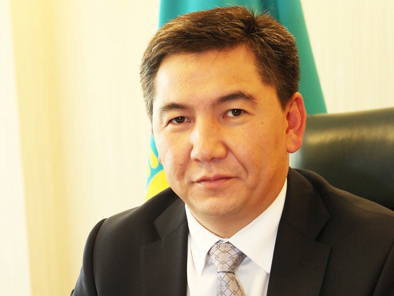 Aslan SÁRINJIPOV: Mektepti ákimshilikten bólýge áli erte