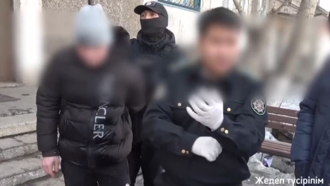 Tailandtan poshtamen esirtki aldyrtqan tórt adam ustaldy