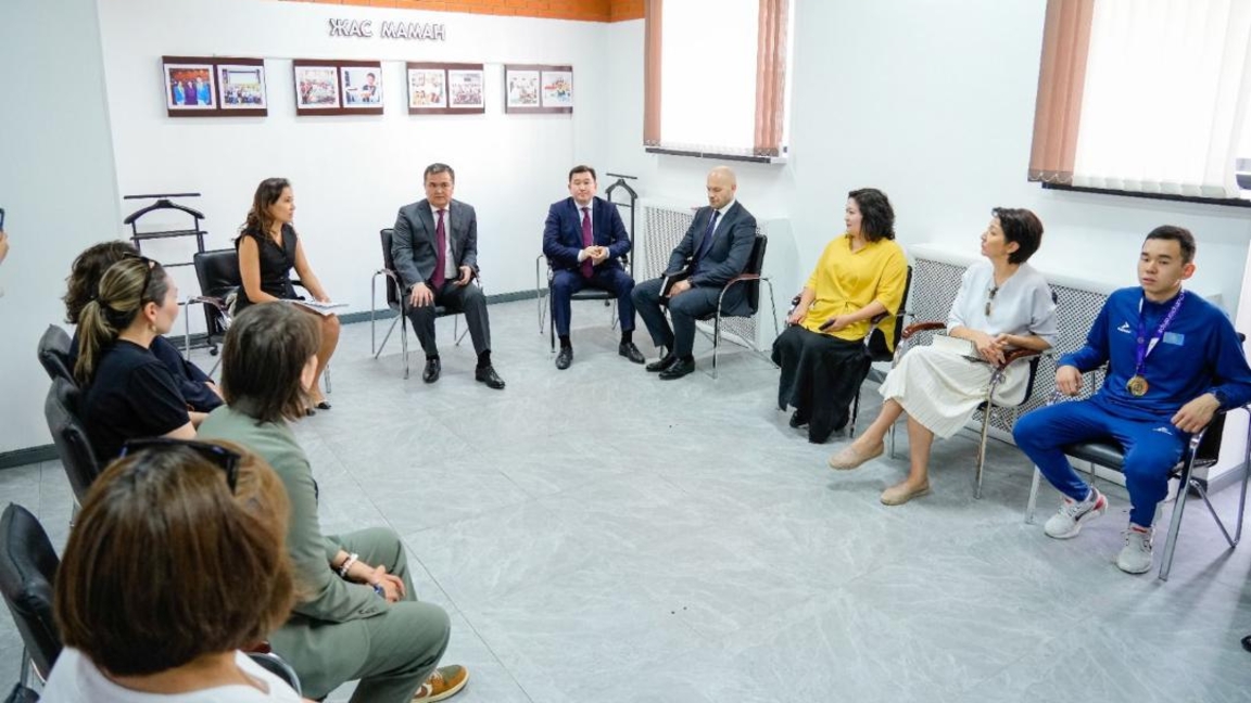 Астана әкімі ерекше балаларды қолдау шаралары туралы айтты