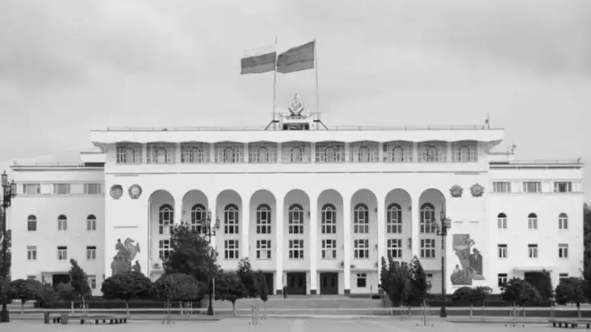 داعىستاندا ٷش كٷن قاتارىنان قارالى كٷن جارييالاندى