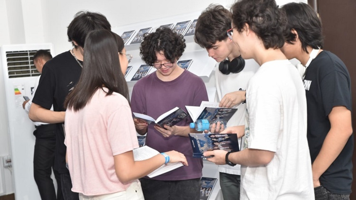 QazUÝ-da «Almaty Tech Cup X» robototehnika jáne innovatsiialyq tehnologiialar baiqaýy ótýde