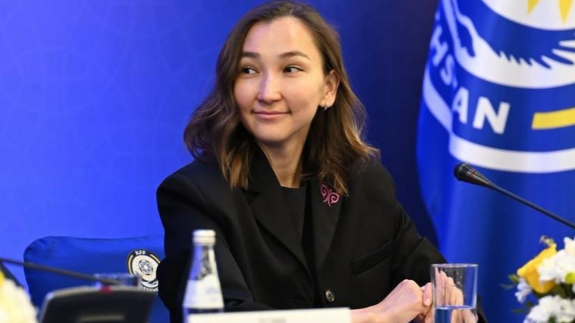 گولوۆكين جانار ٶتەشوۆانى قىزمەتٸنەن بوساتتى