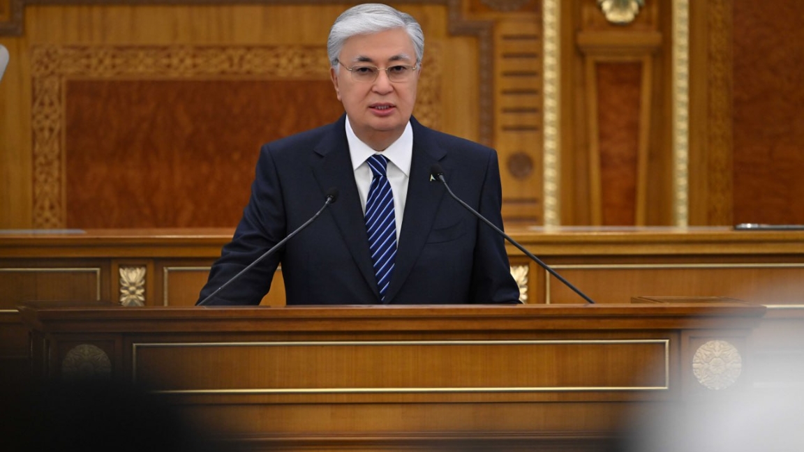 پرەزيدەنتتٸڭ جولداۋىن ورىنداۋداعى عىلىمنىڭ رٶلٸ قانداي?