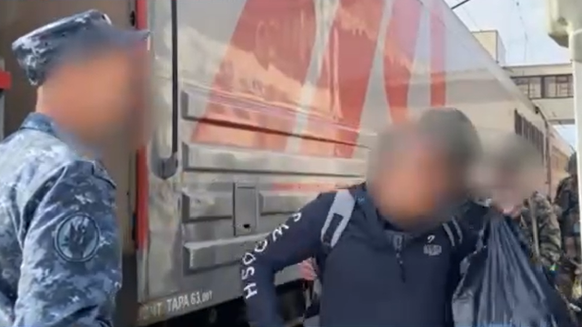 16 jasqa tolmaǵan adammen jynystyq qatynasqa túsken qazaqstandyq Reseide jasyrynyp júrgen