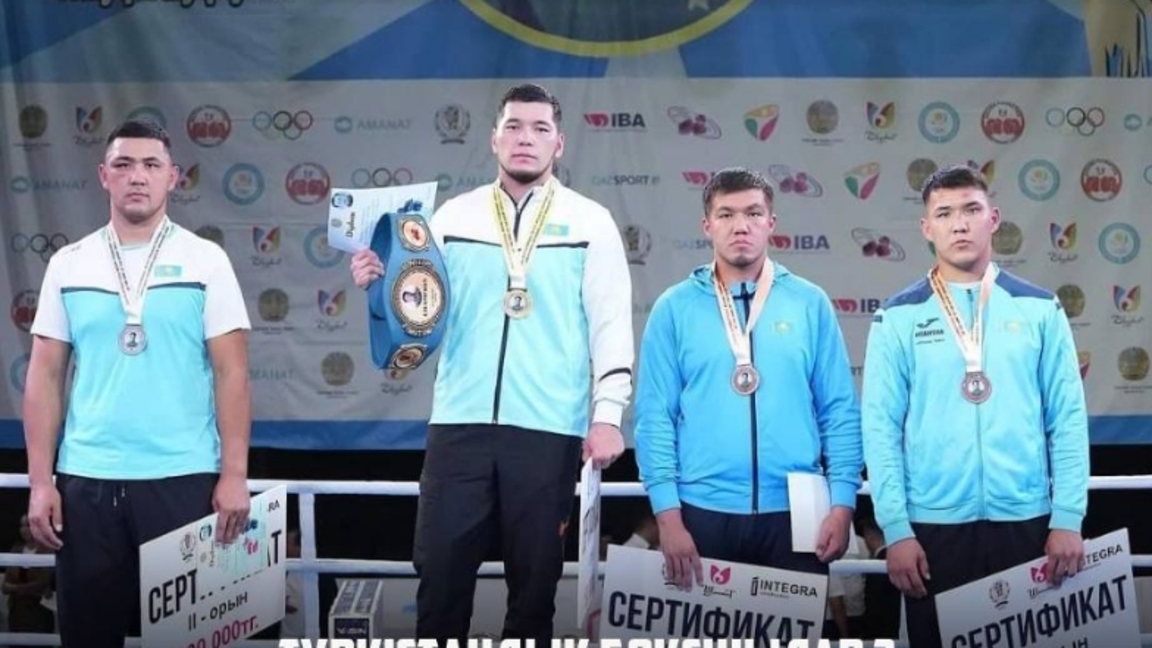 TÚRKISTANDYQ BOKSShYLAR 2 JARYSTAN 11 MEDAL ENShILEDI