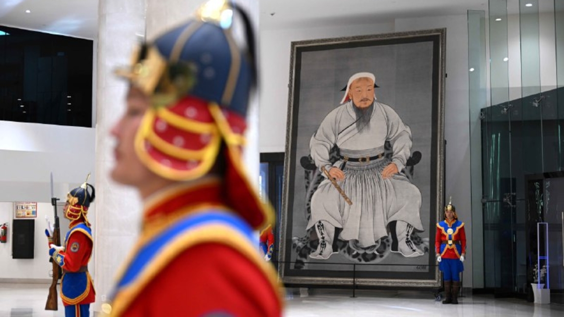 Toqaev Shyńǵys han mýzeiine bardy