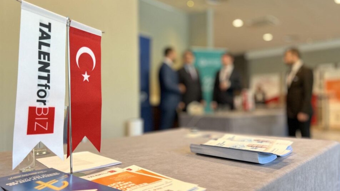 TALENFORBIZ QAZAQSTANDA: ÁLEMDIK TÚRIK KOMPANIIaLARY JAS TALANTTARMEN BIRIGEDI