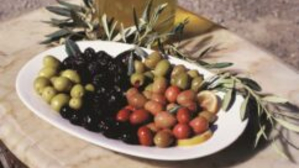 تٷركيياداعى ەرەكشە كەزەڭ — زەيتٷن ماۋسىمى