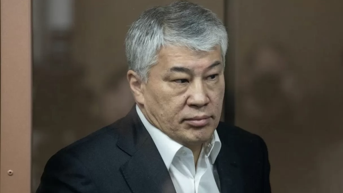 دەپۋتات قايرات بورانباەۆتىڭ باسشىلىق قىزمەتتەن شەتتەتٸلۋٸن تالاپ ەتتٸ